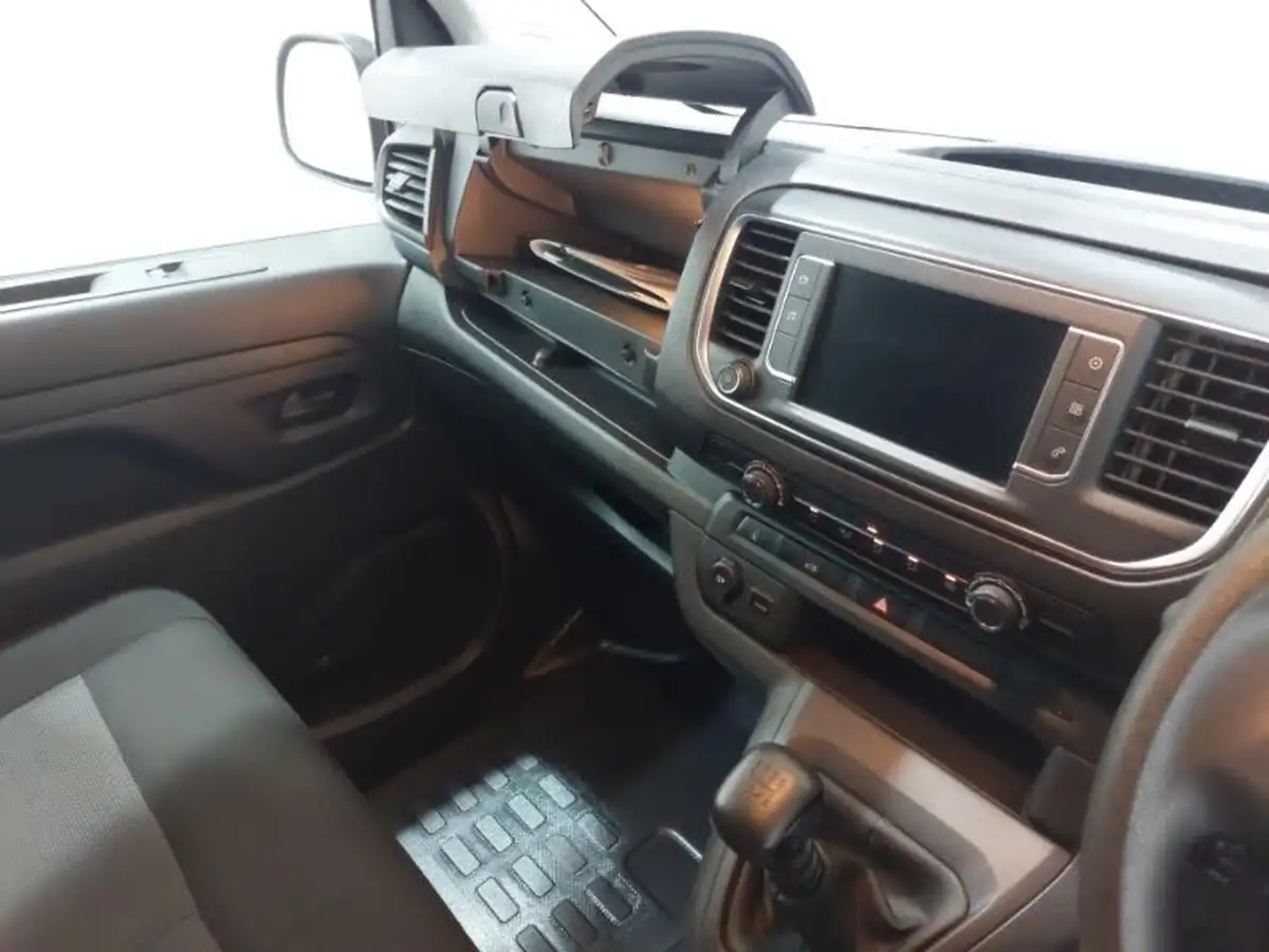 2023-citroen-dispatch-20bluehdi-enterprise-edition-xl-145pseu6d-1400-panel-big-14