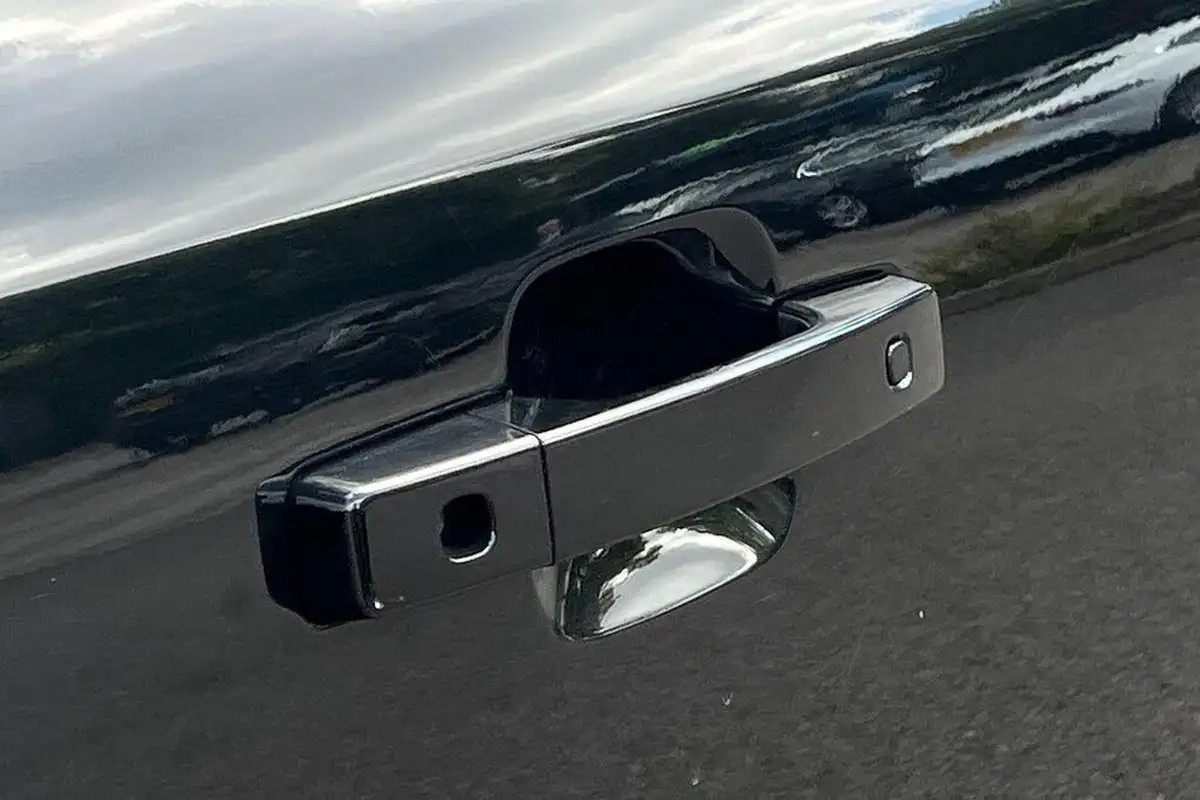 2021-land-rover-90-defender-30-d250-x-dynamic-se-big-18