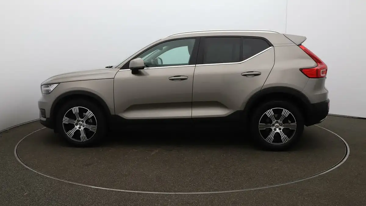 2019-volvo-xc40-20td-d3-inscription-awd-geartronic-big-62
