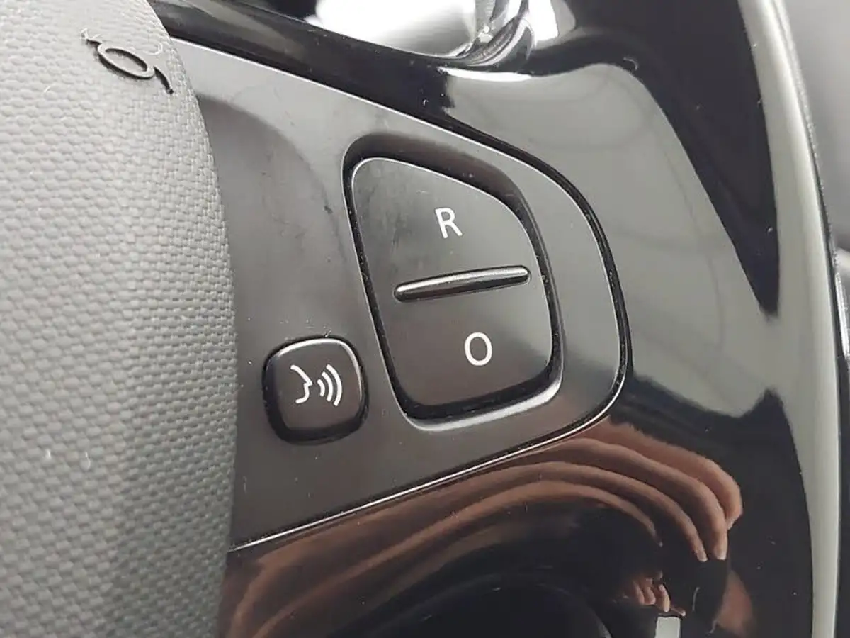2016-renault-captur-15dci-dynamique-s-nav-90bhp-edc-auto-big-18
