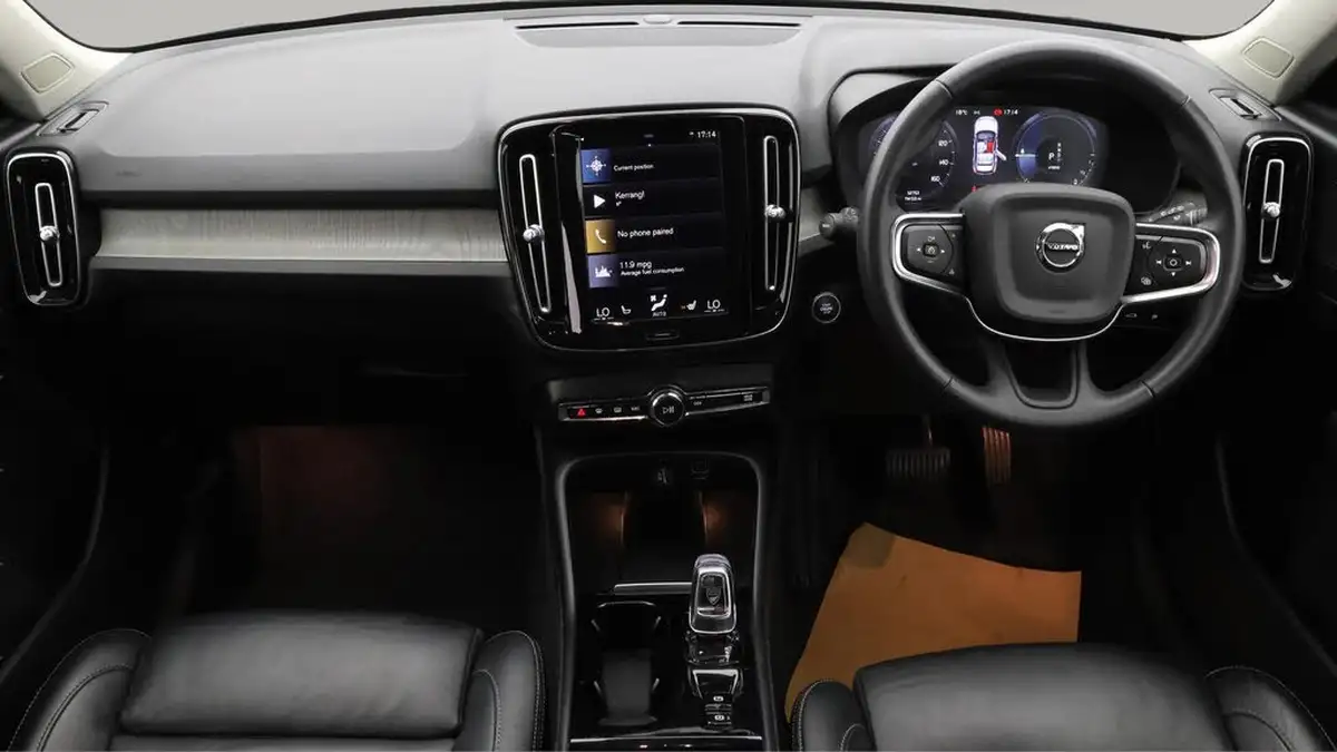 2021-volvo-xc40-15-t5-inscription-pro-258bhp-big-13