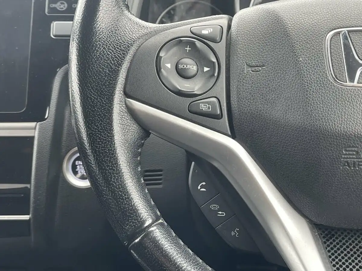 2018-honda-jazz-13-i-vtec-ex-navi-big-17