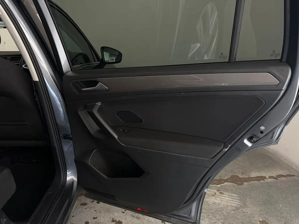 2022-volkswagen-tiguan-allspace-15-tsi-life-big-32