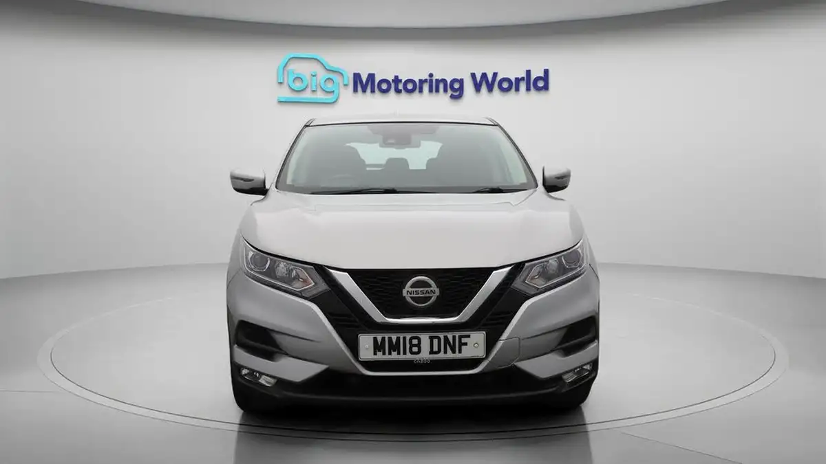 2018-nissan-qashqai-12-dig-t-acenta-big-2