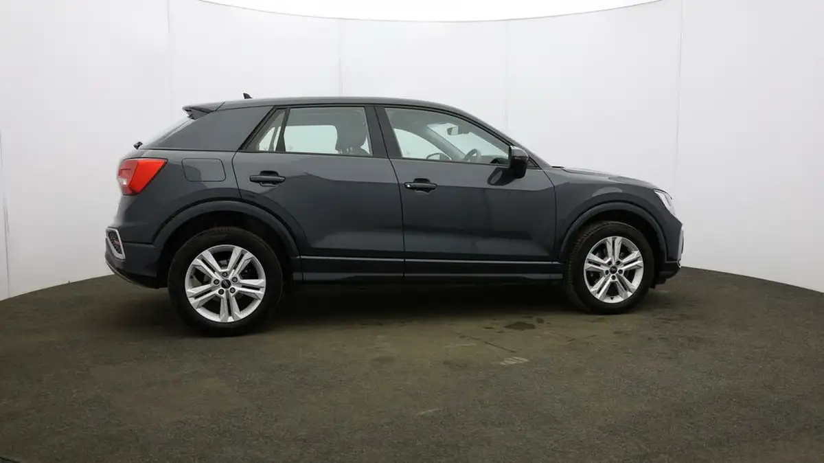 2023-audi-q2-15-35-tfsi-sport-s-tronic-big-56