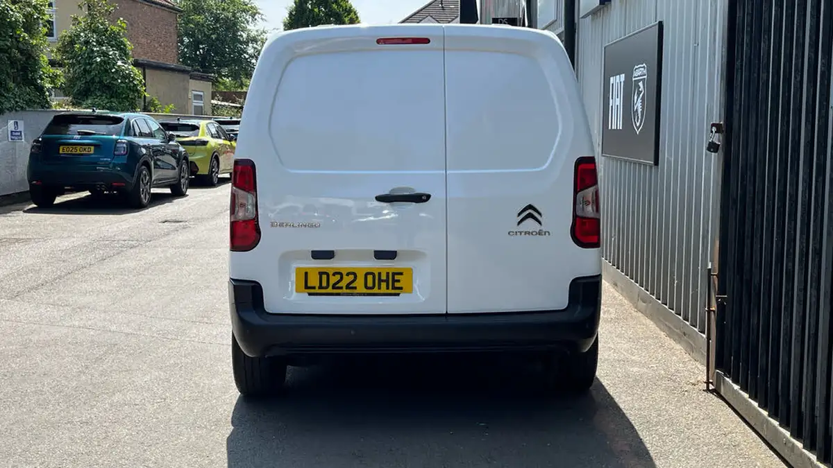 2022-citroen-berlingo-15bluehdi-1000-enterprise-pro-100pseu6d-big-8
