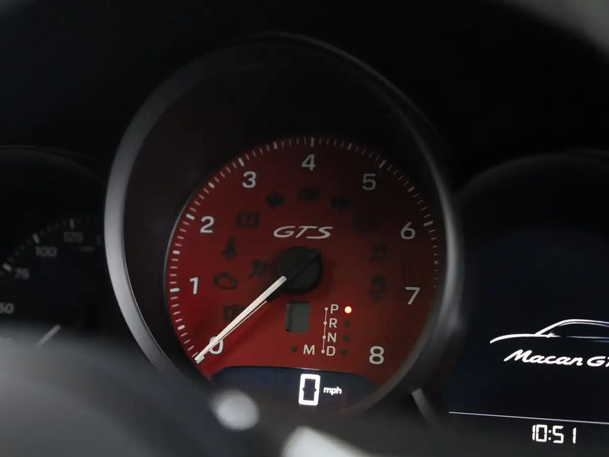 2022-porsche-macan-29-v6-gts-big-17