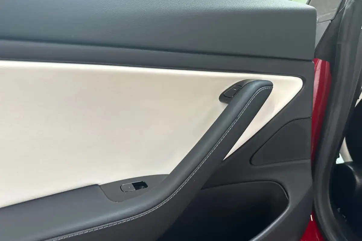 2019-tesla-model-3-e-4x4-performance-pack-big-19