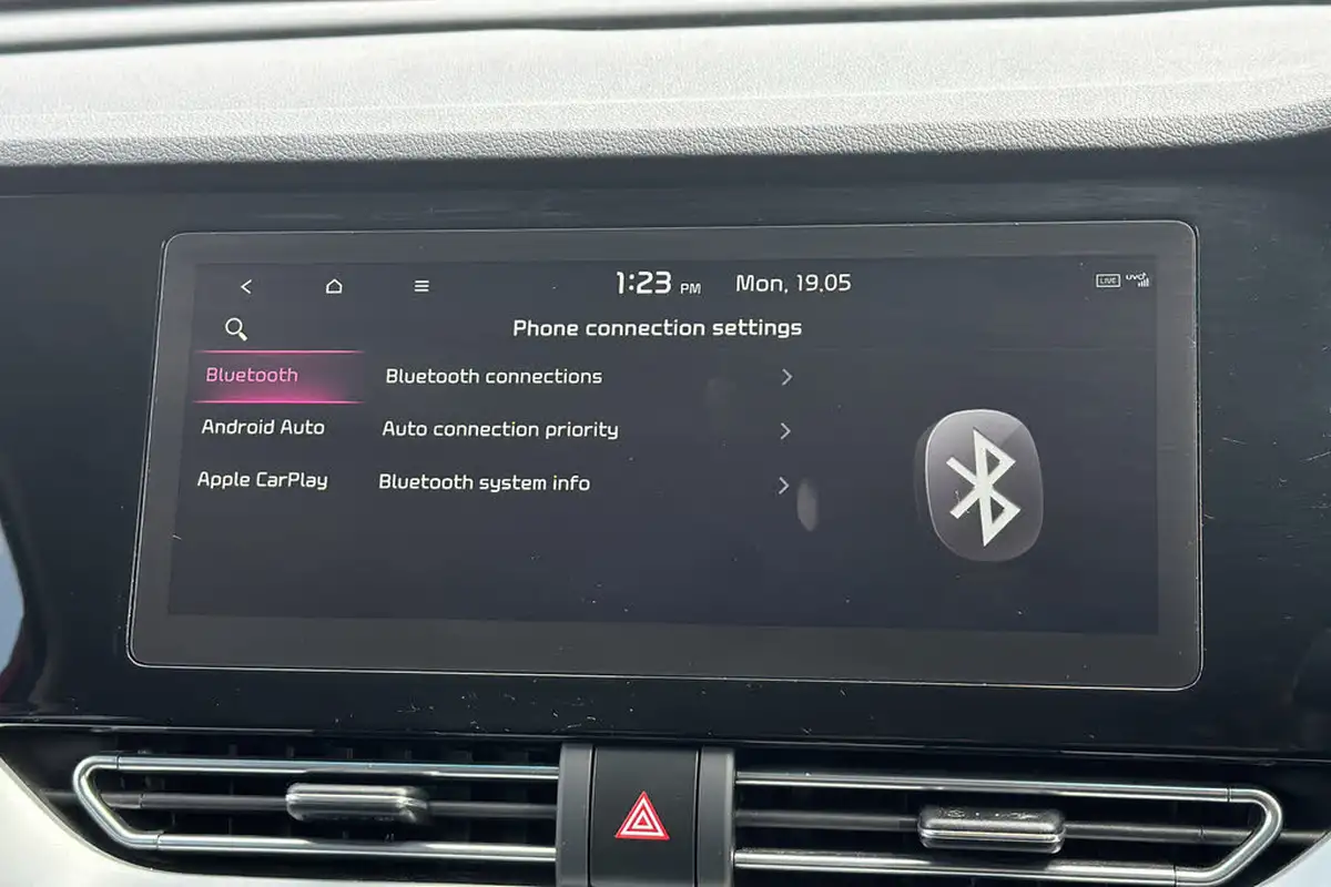 2022-kia-niro-16-gdi-3-156kwh-big-19