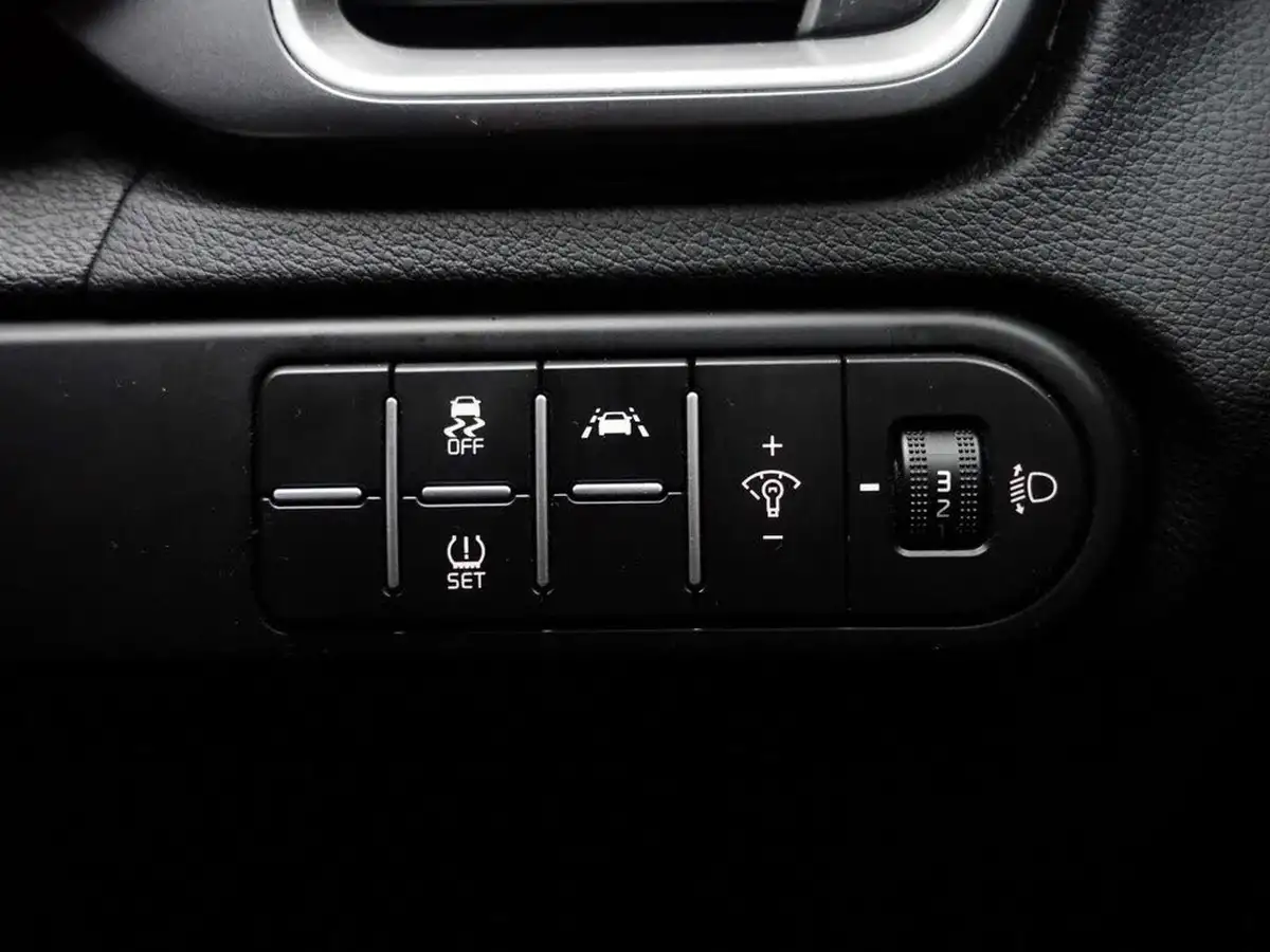 2022-kia-xceed-10-t-gdi-2-big-44