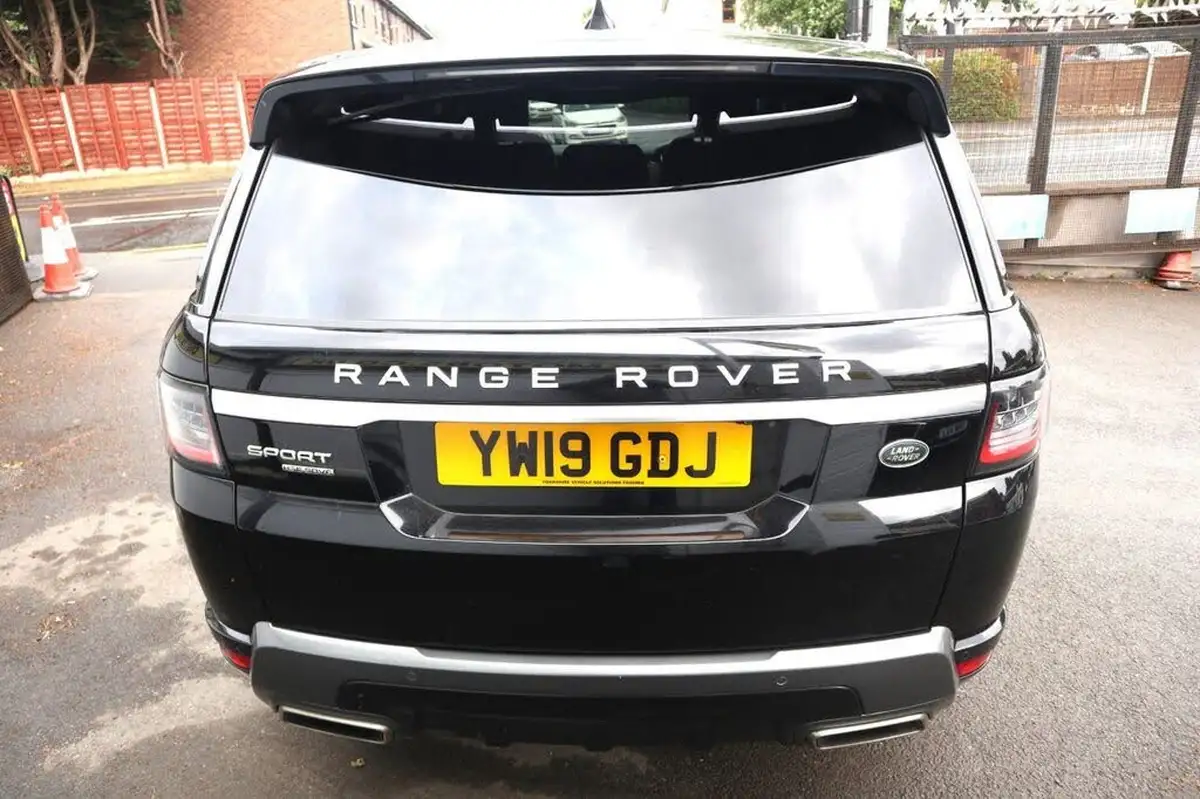 2019-land-rover-range-rover-sport-30-sdv6-hse-big-4