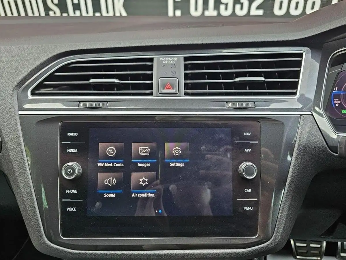 2019-volkswagen-tiguan-20tdi-r-line-tech-150ps-4motion-dsg-big-52