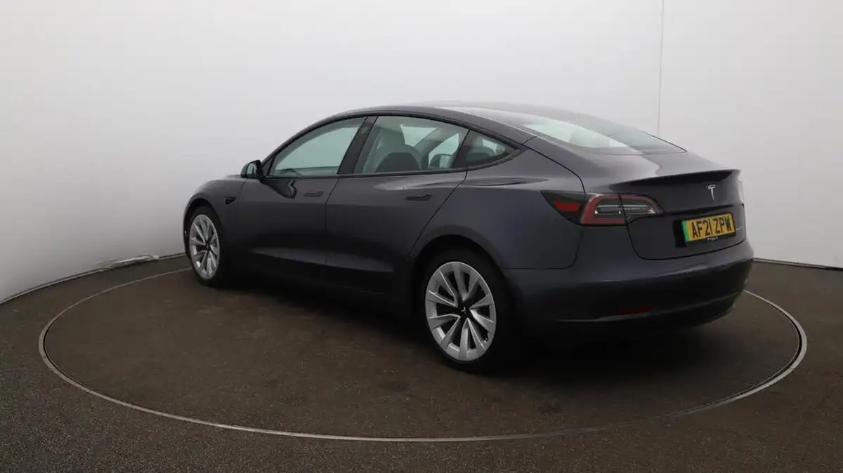 2021-tesla-model-3-e-long-range-4x4-big-54