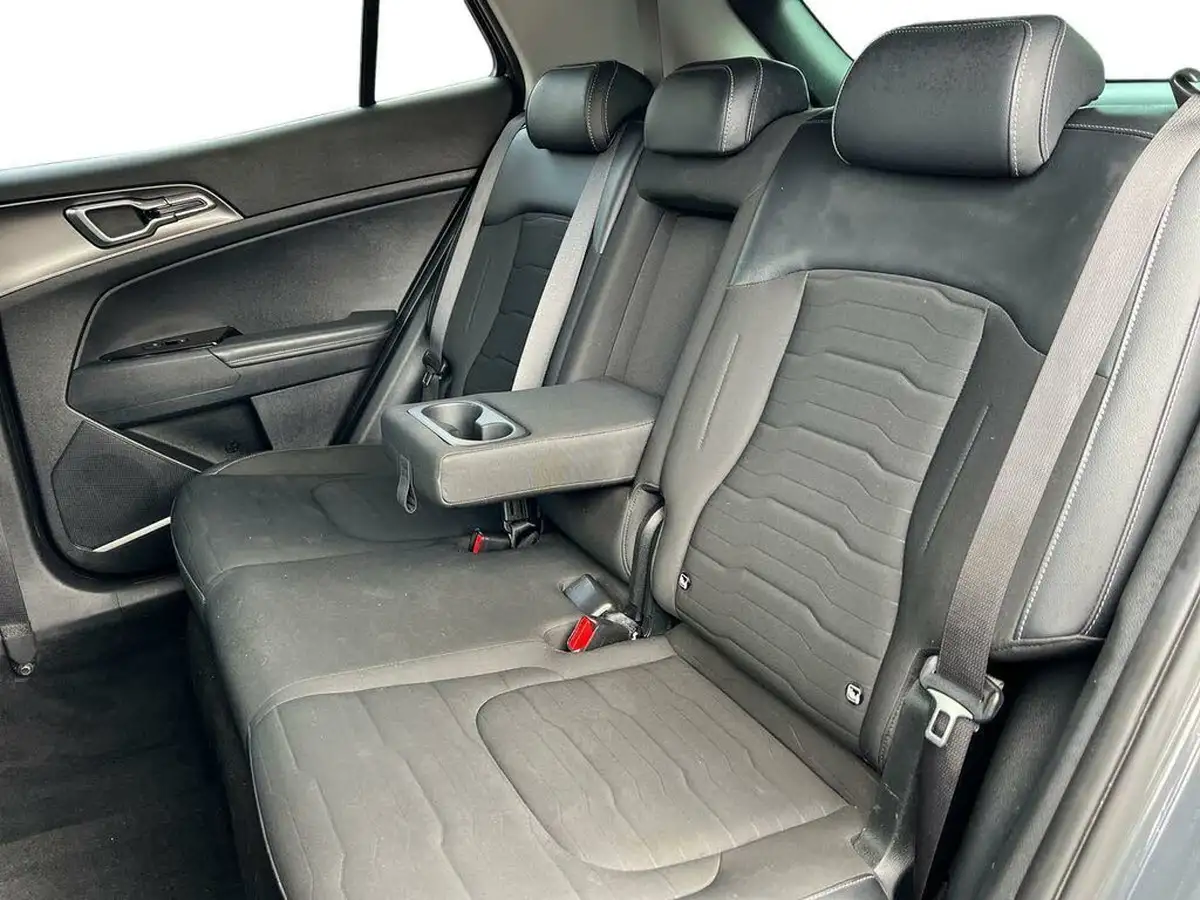 2023-kia-sportage-16-t-gdi-3-148bhp-big-7