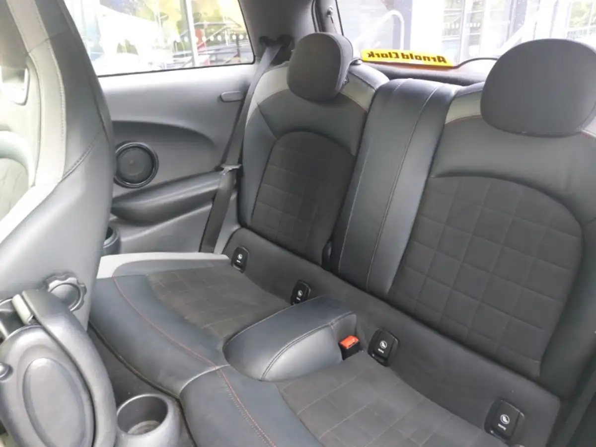 2019-mini-cooper-20-john-cooper-works-comfortnav-hatchback-3d-auto-big-5