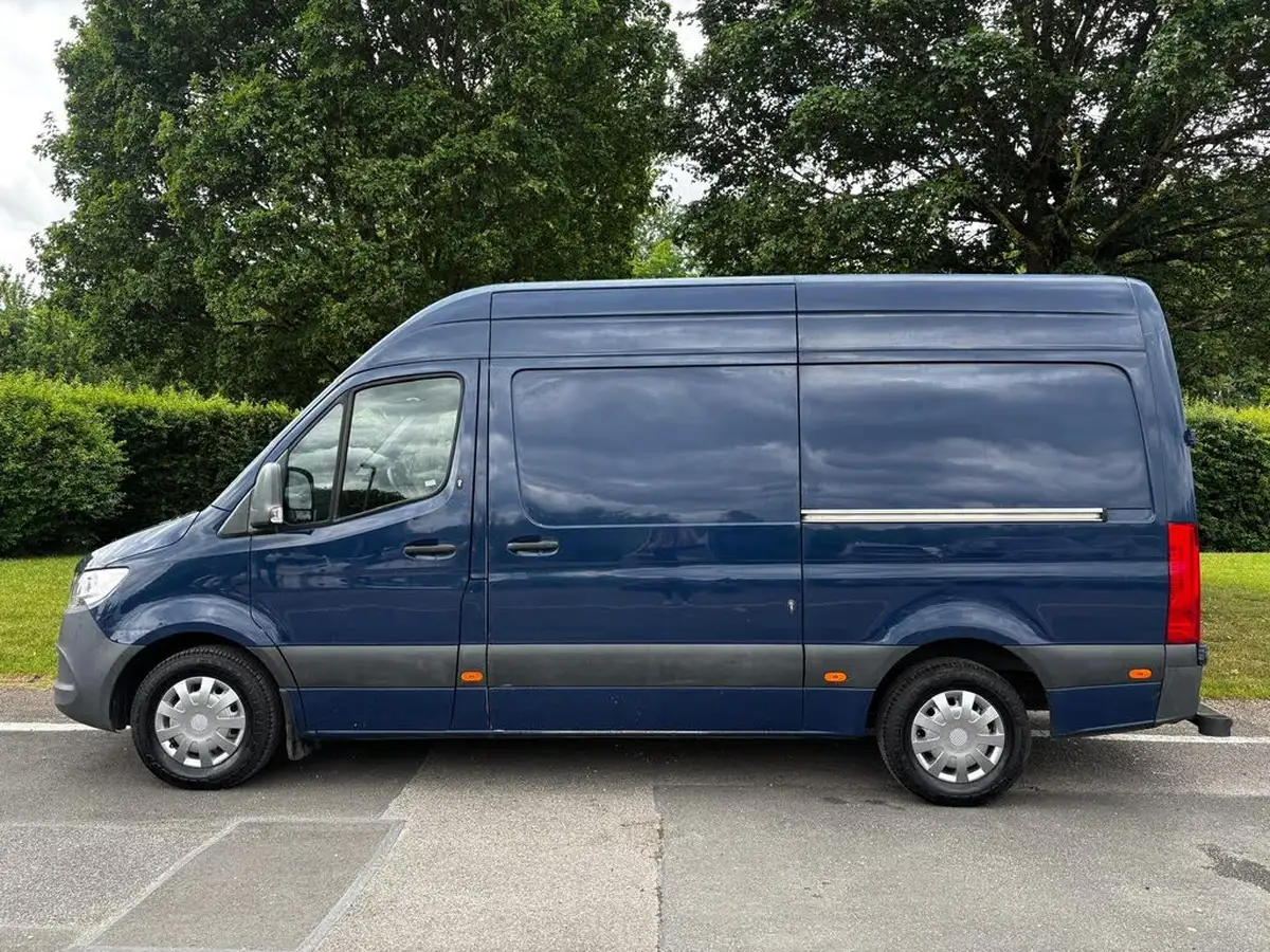 2019-mercedes-benz-sprinter-21cdi-316-l2h1-163pseu6b-panel-van-rwd-eco-gear-360-big-3