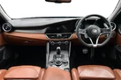 2019-alfa-romeo-giulia-20-veloce-small-8
