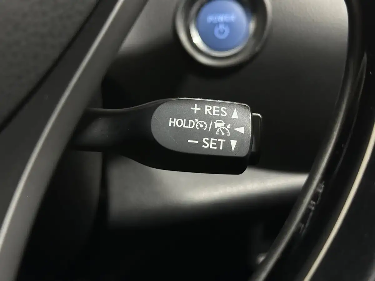 2017-toyota-c-hr-18-vvt-i-excel-big-15