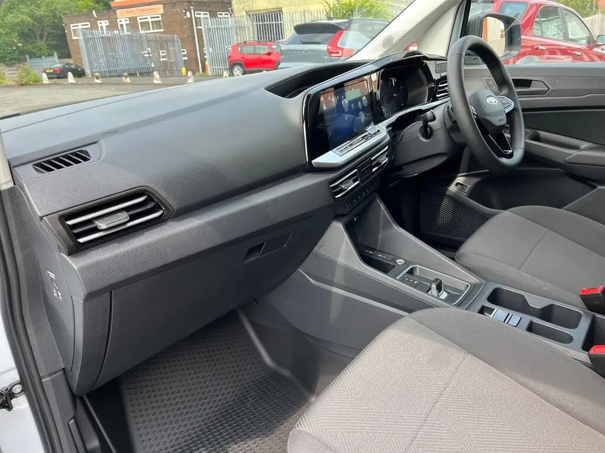 2025-ford-transit-connect-15-ecoboost-l1-240-trend-phev-panel-van-big-6
