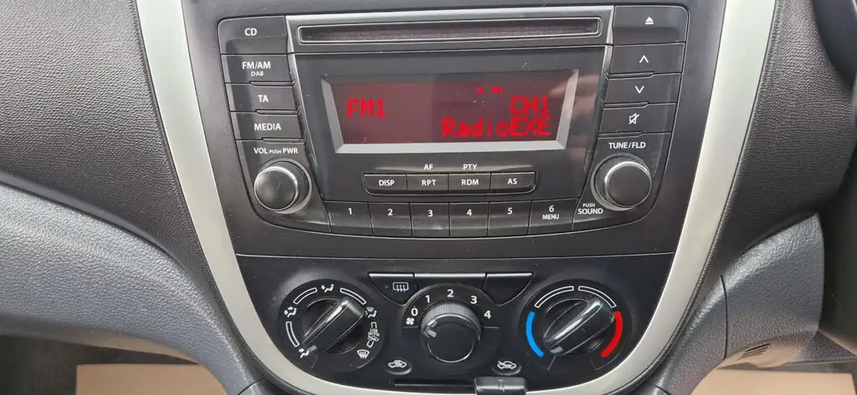 2018-suzuki-celerio-10-sz2-big-8