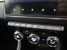 2023-renault-captur-16-techno-145ps-full-small-26