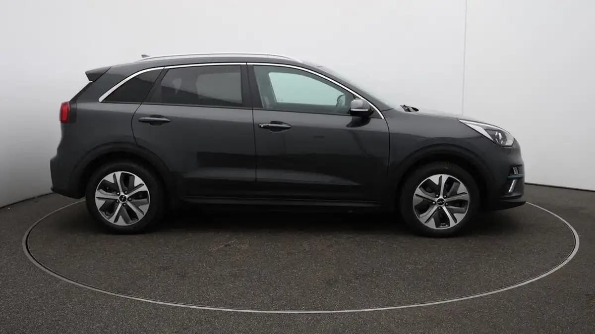 2021-kia-e-niro-ev-2-64-big-42