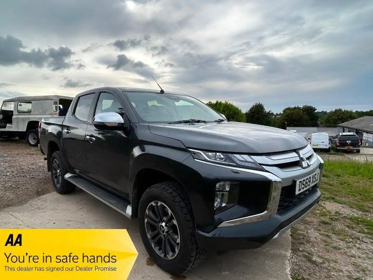 2019-mitsubishi-l200-22di-d-warrior-big-5