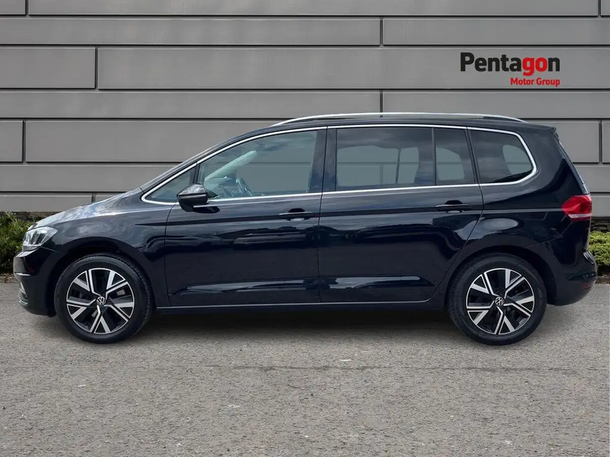 2021-volkswagen-touran-15-tsi-sel-big-14