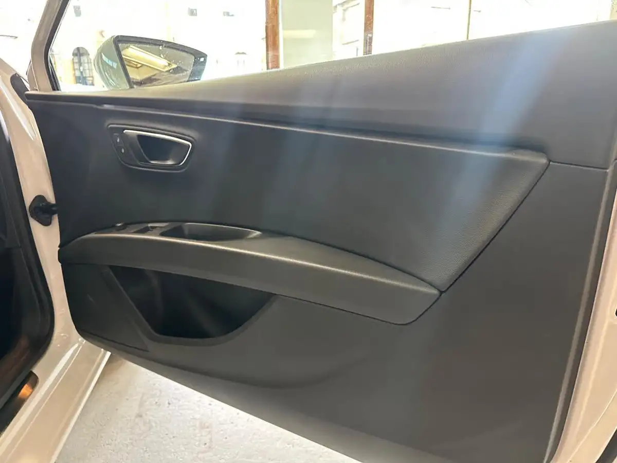2015-seat-leon-20td-fr-tech-pack-184ps-sportcoupe-3d-dsg-big-14