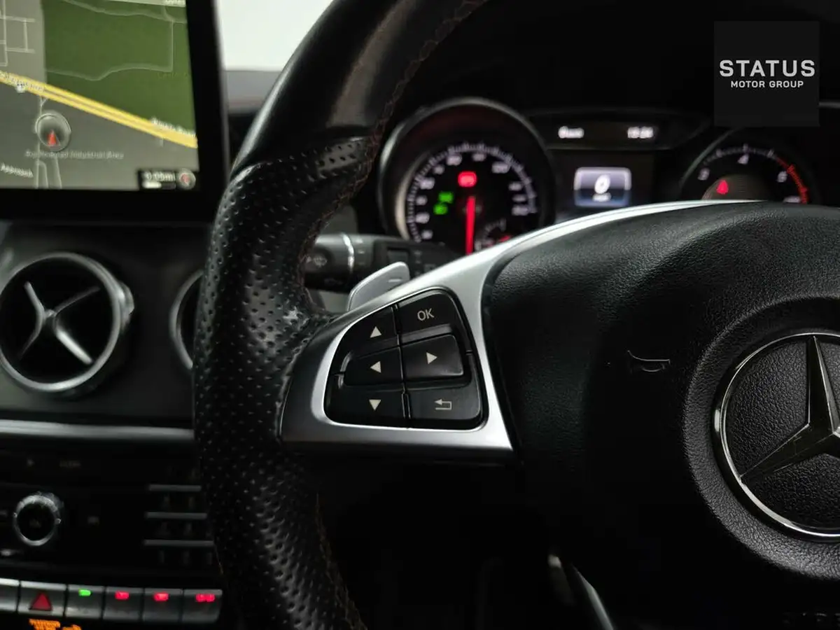 2017-mercedes-benz-gla-class-21d-gla-220d-amg-line-premiumss-big-21