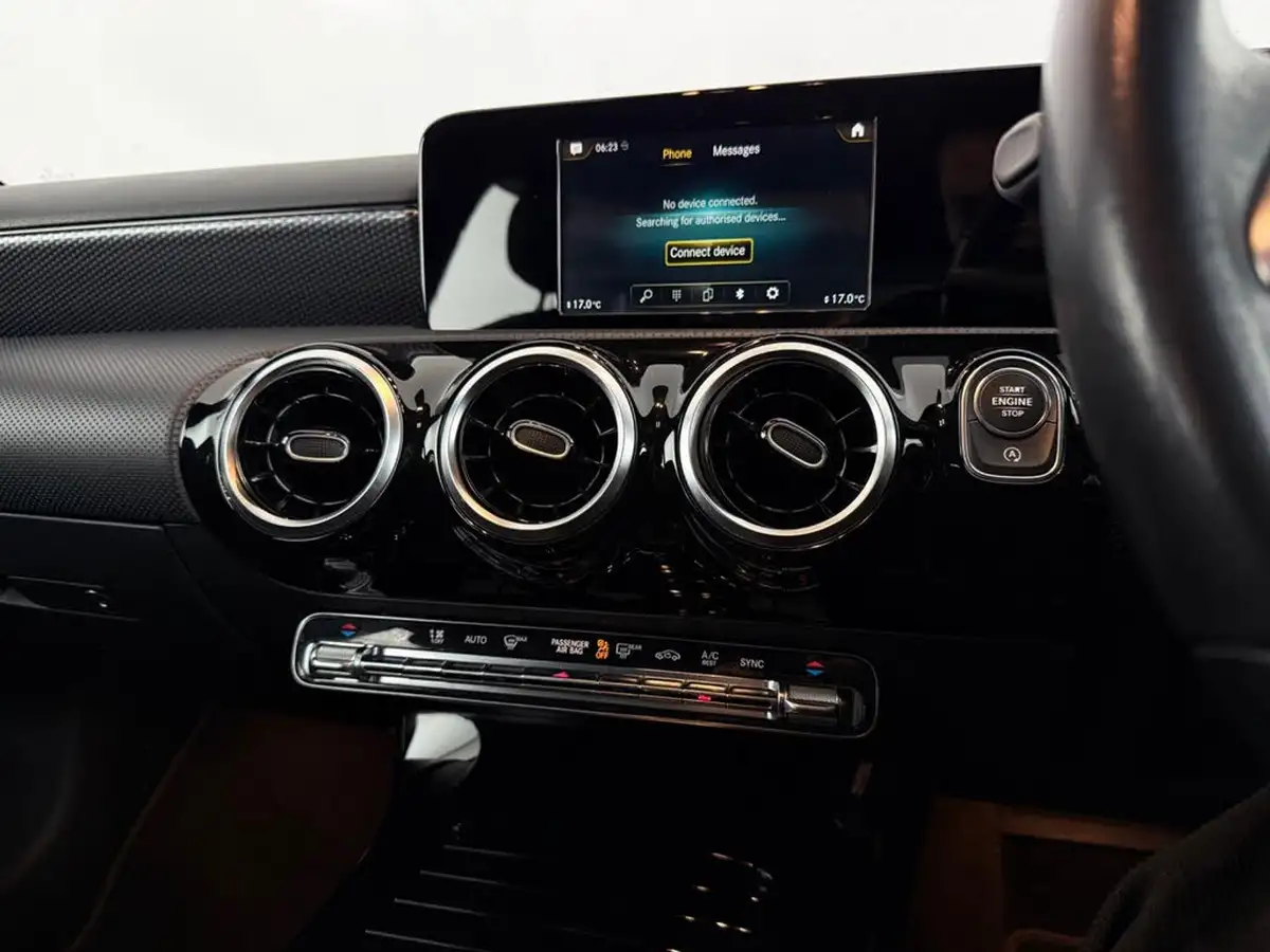 2019-mercedes-benz-a-class-15d-a180d-sport-hatchback-5d-7g-dct-big-33