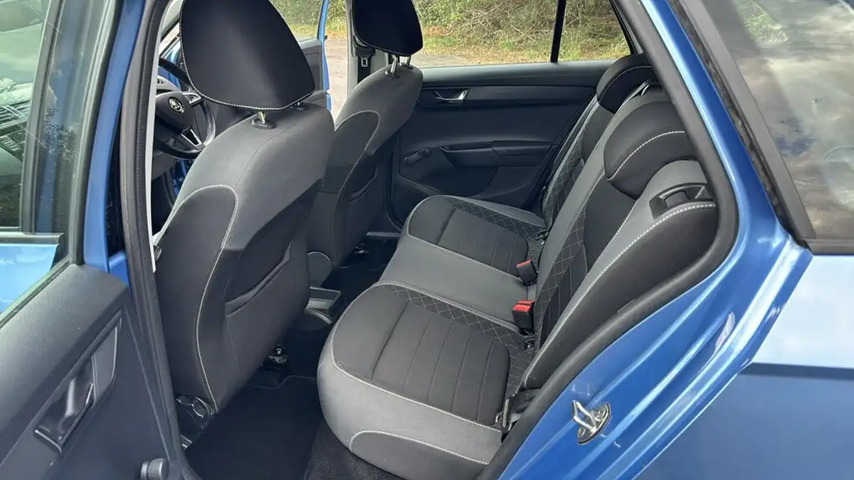 2019-skoda-fabia-10-mpi-se-75ps-estate-big-34