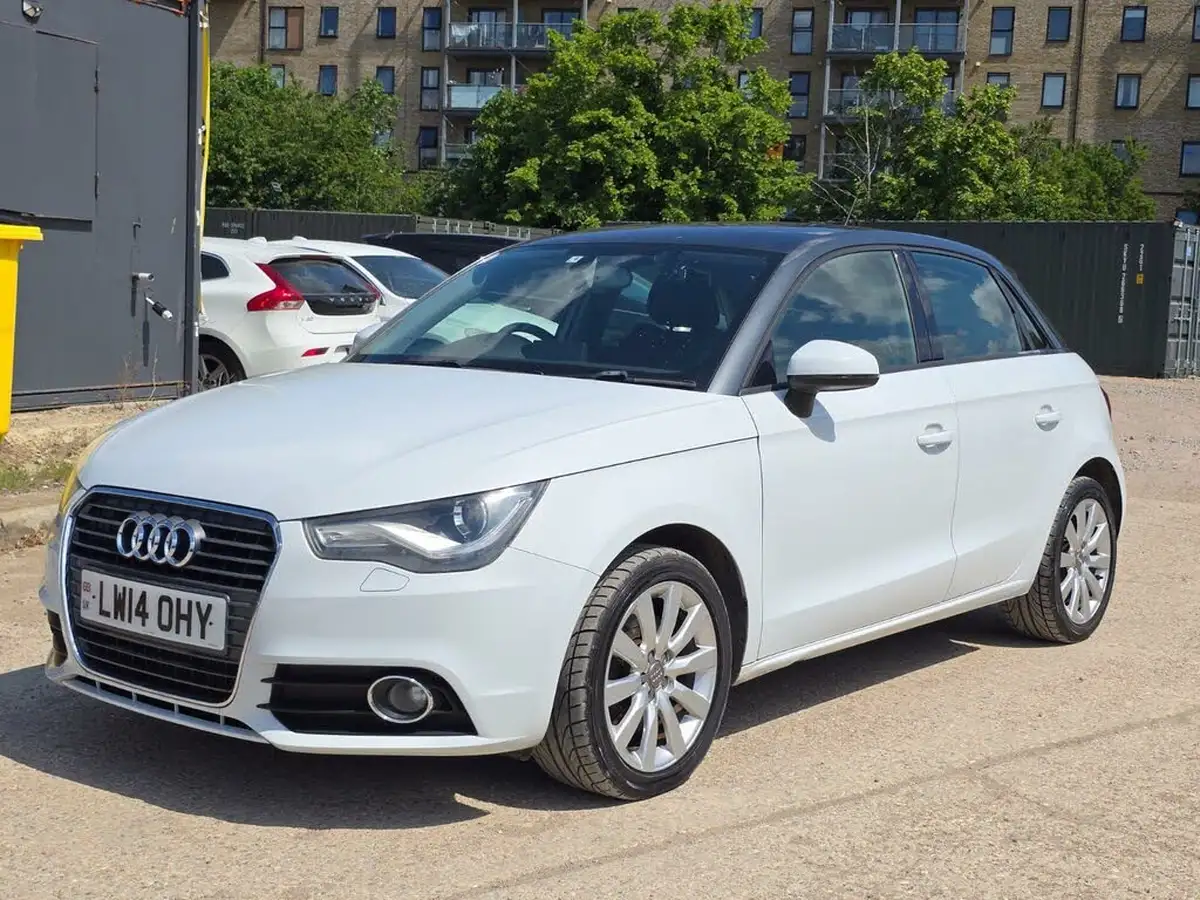 2014-audi-a1-big-10