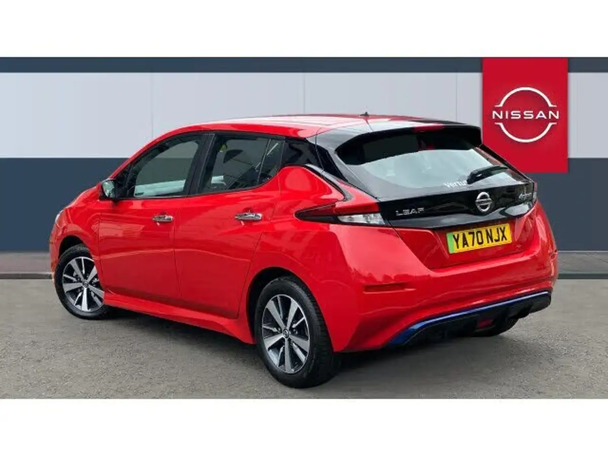2020-nissan-leaf-e-acenta-big-1