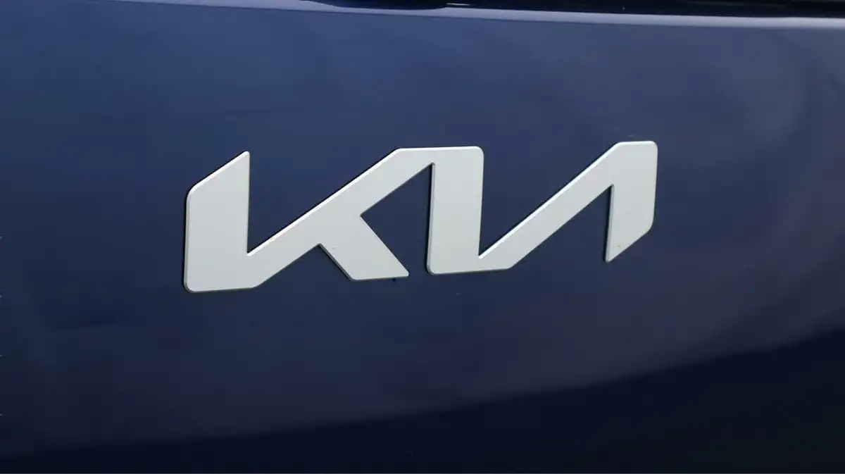 2022-kia-niro-ev-e-2-big-21