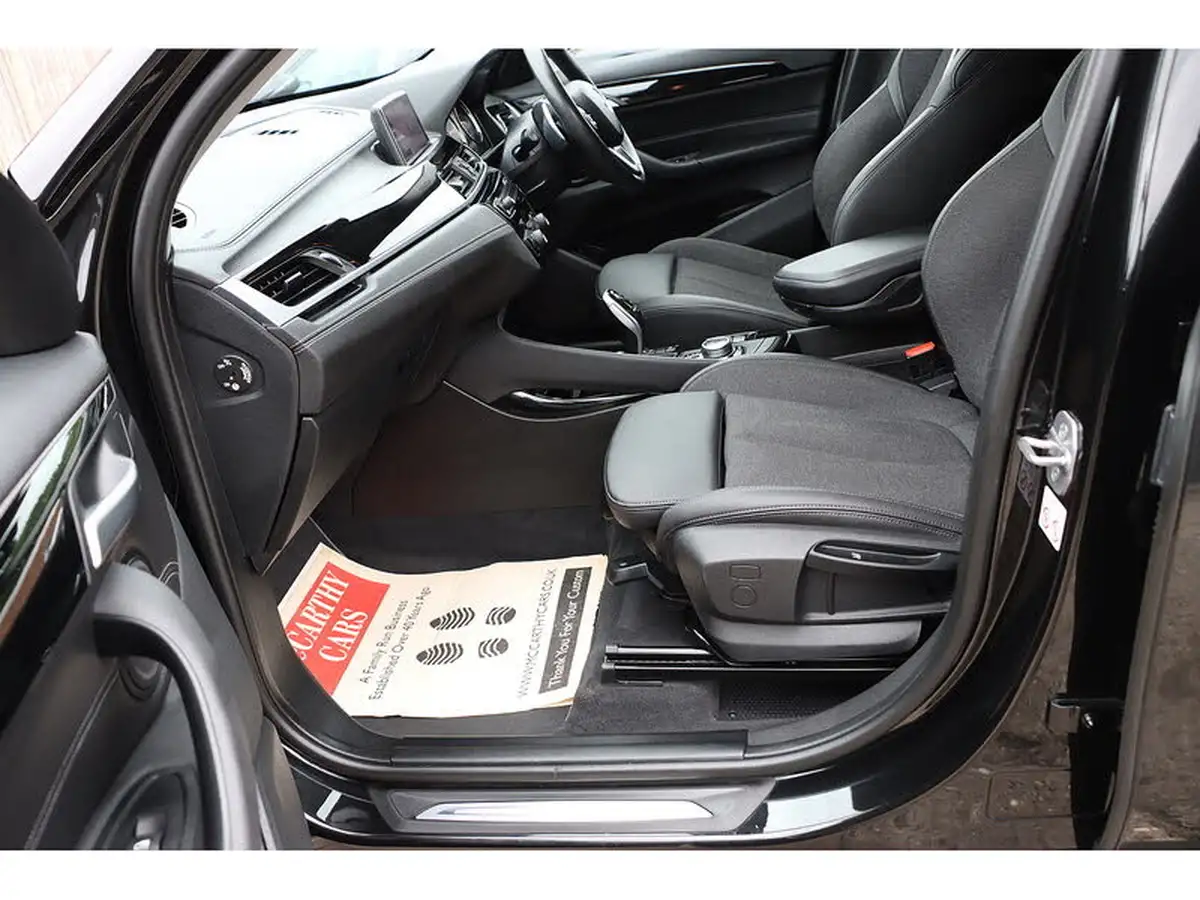 2021-bmw-x1-20-xdrive20i-sport-big-29