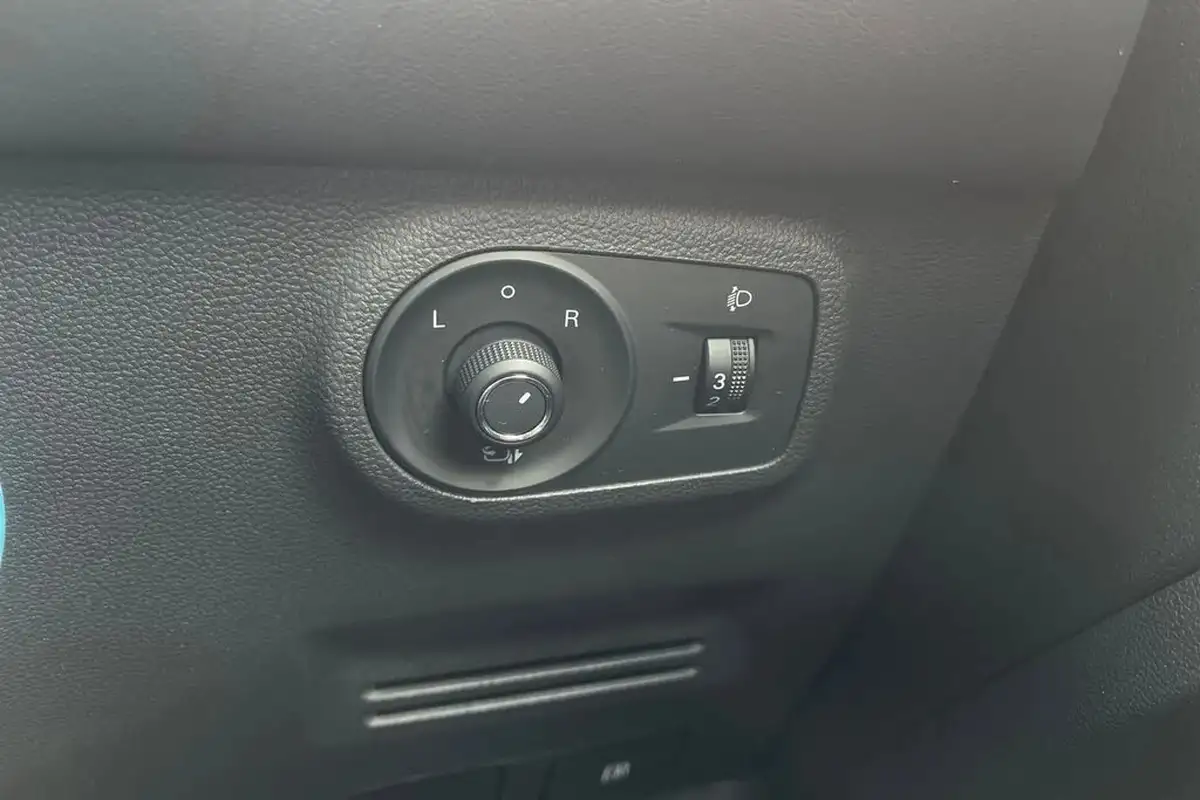 2022-mg-zs-suv-15-vti-tech-excite-big-41