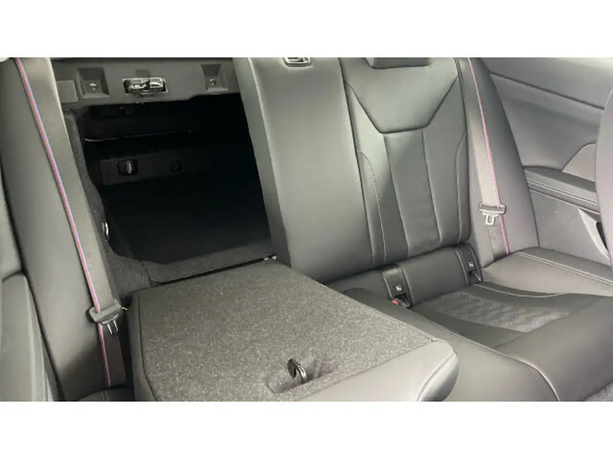 2022-bmw-4-series-30-m4-competition-xdrive-coupe-big-48