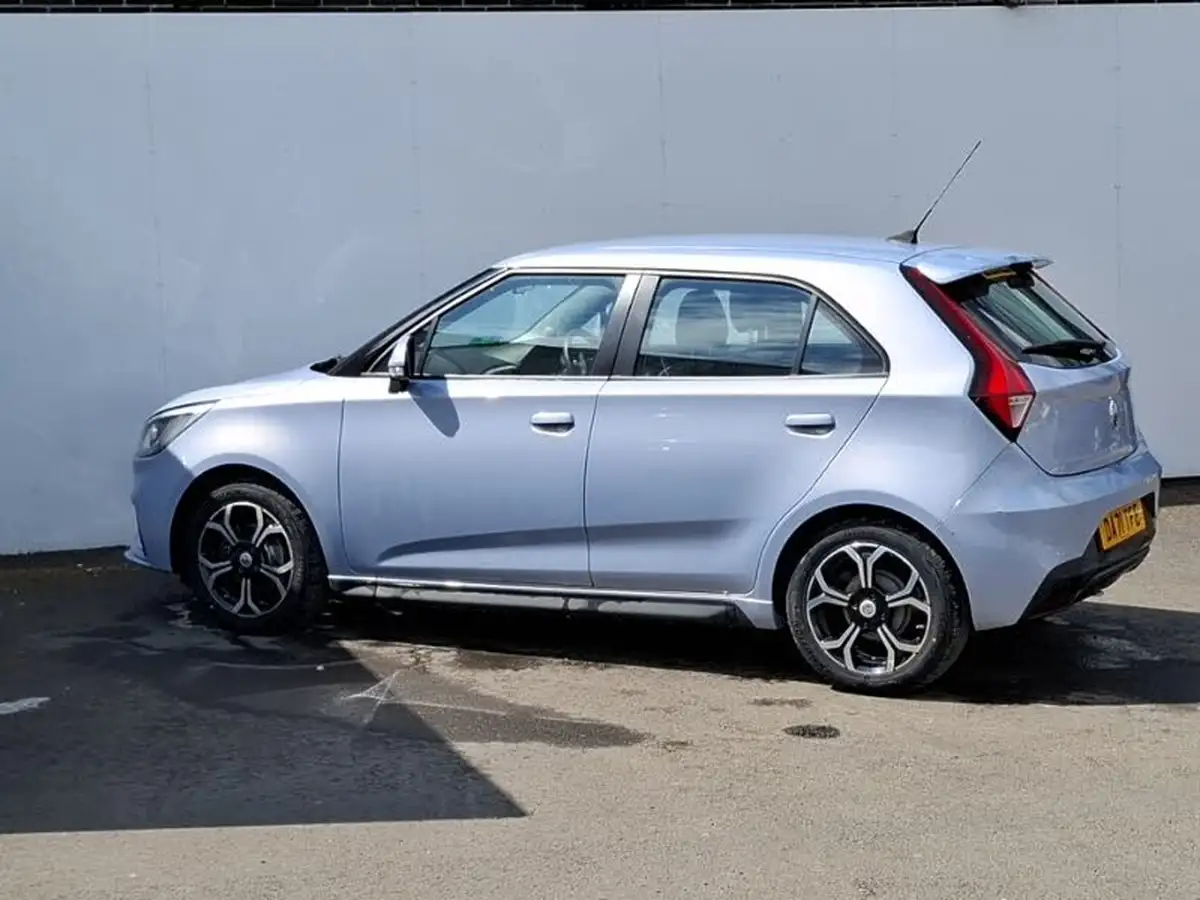 2022-mg-mg3-15-vti-tech-exclusive-nav-big-3