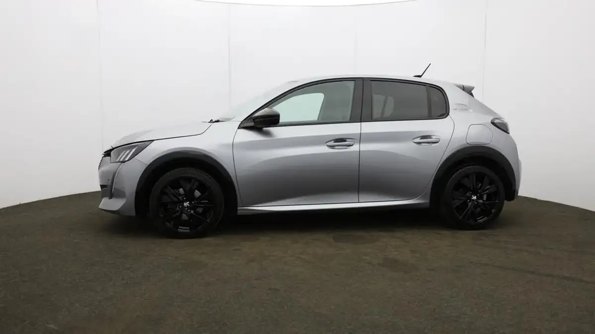 2020-peugeot-208-12-puretech-gt-line-100bhp-big-72