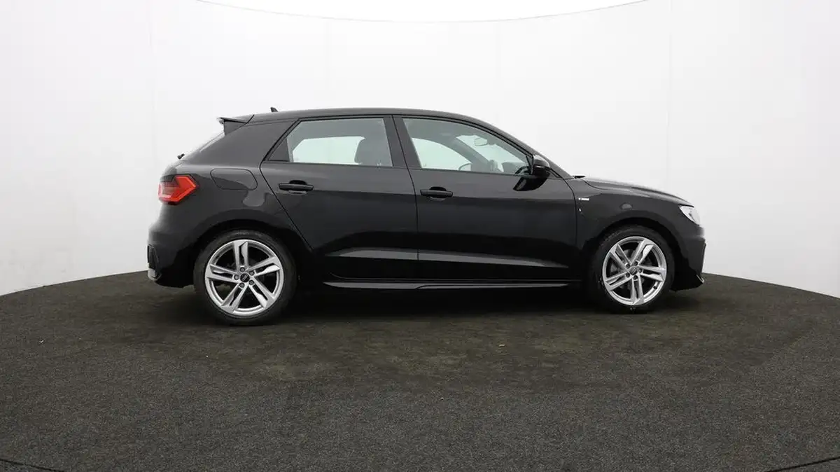 2019-audi-a1-10-30-tfsi-s-line-big-38