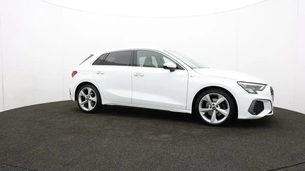 2021-audi-a3-15-35-tfsi-s-line-sportback-5d-tronic-big-46
