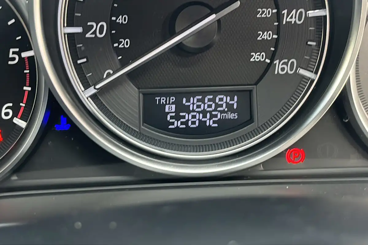 2016-mazda-mazda6-22td-sport-nav-175ps-skyactiv-d-tourer-5d-auto-big-14