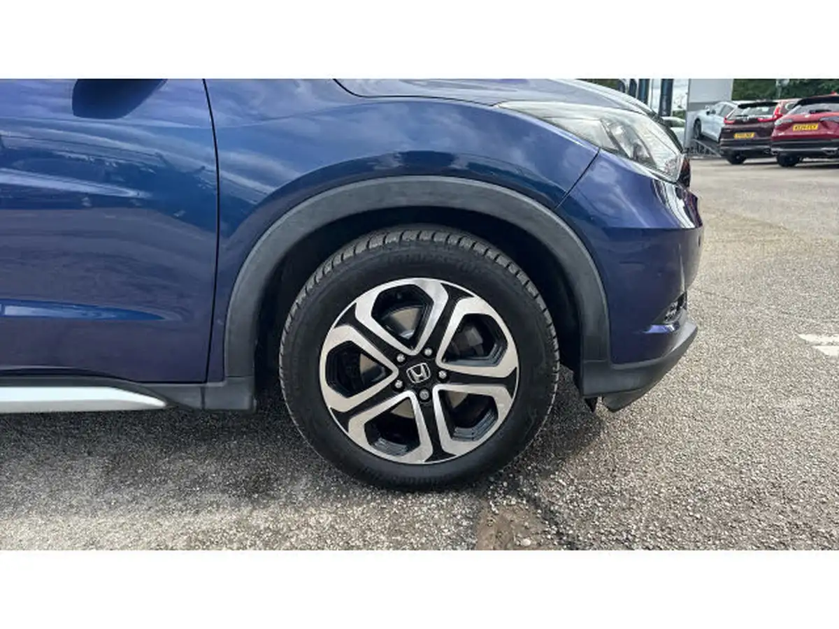 2015-honda-hr-v-16-i-dtec-se-navi-big-13