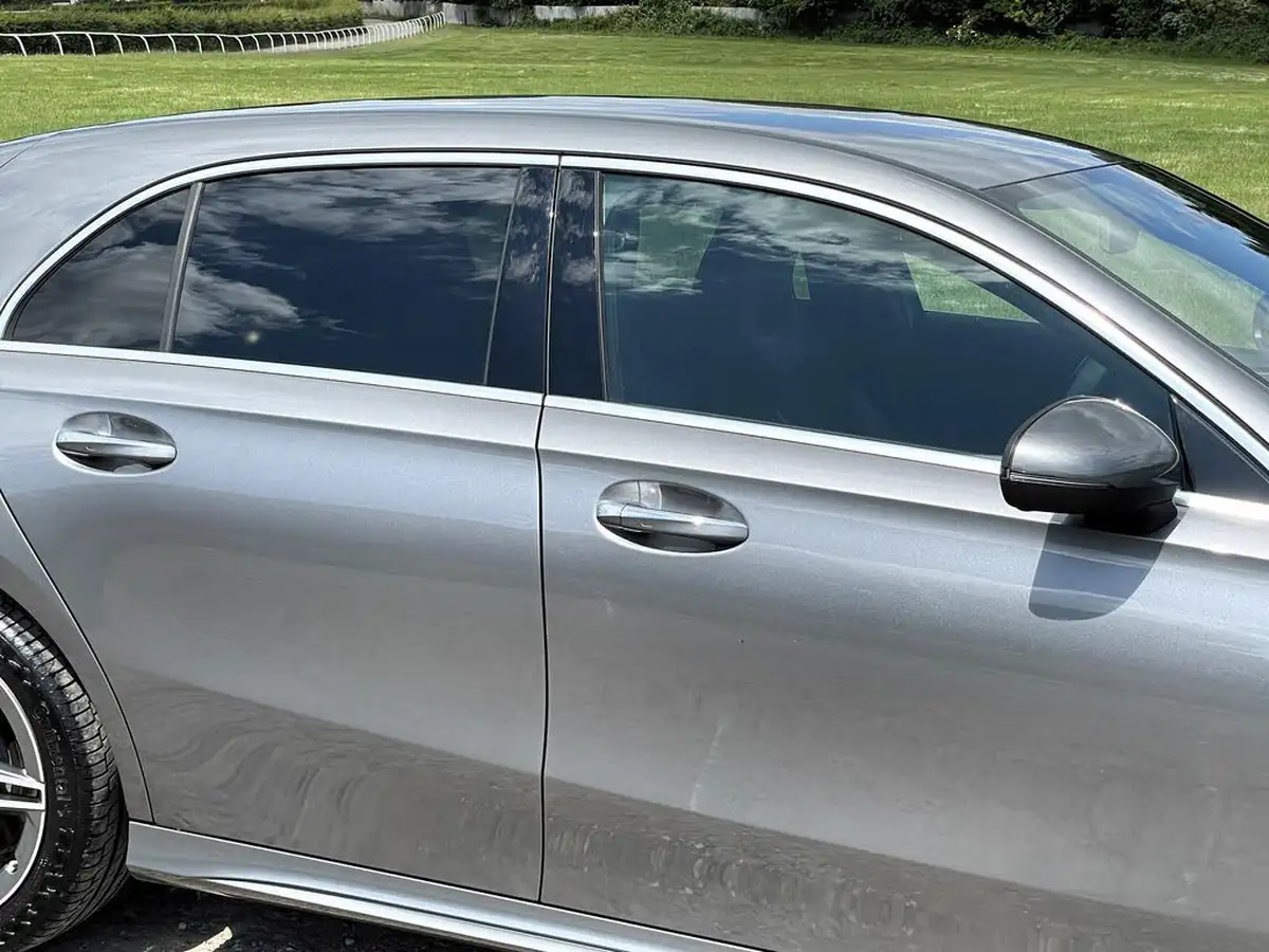 2020-mercedes-benz-a-class-13-a250e-amg-line-premium-hatchback-5d-big-13