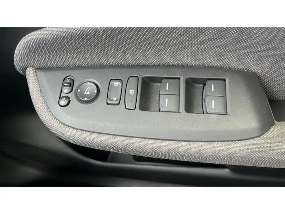 2020-honda-jazz-15-i-mmd-crosstar-ex-big-25