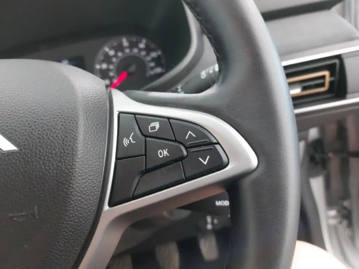 2024-dacia-sandero-stepway-10-tce-extreme-90bhp-big-13