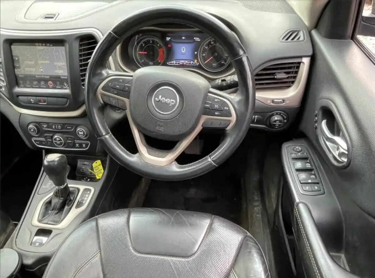 2014-jeep-cherokee-20crd-limited-168bhp-4wd-ss-auto-big-7