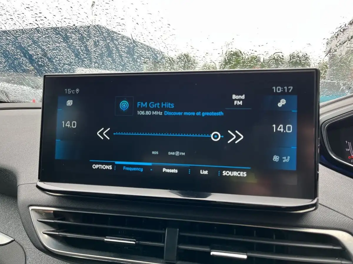 2021-peugeot-3008-suv-12-puretech-allure-premium-big-28