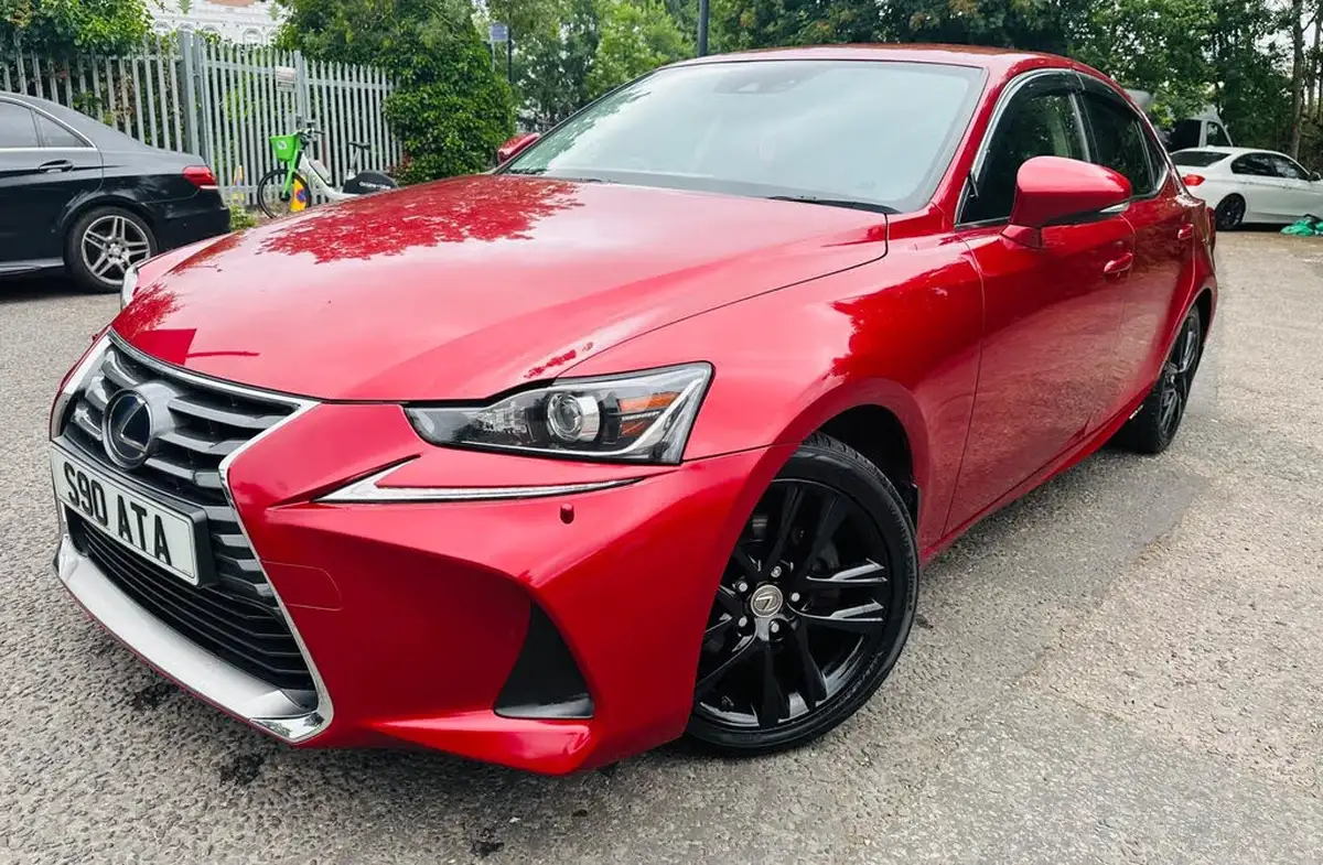 2017-lexus-is-300h-25-advance-big-22